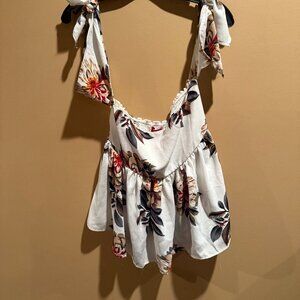 Floral Top, flare are waist, flattering feminine